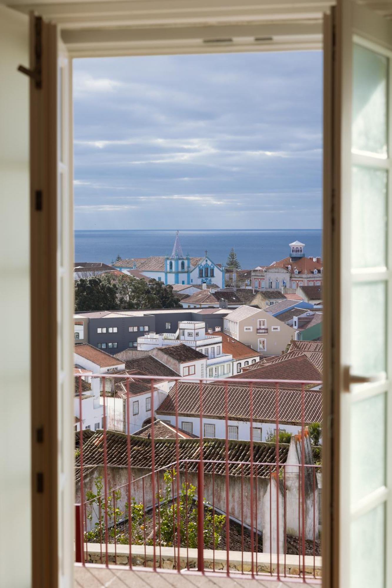 Angra + Apartman Angra do Heroísmo Szoba fotó